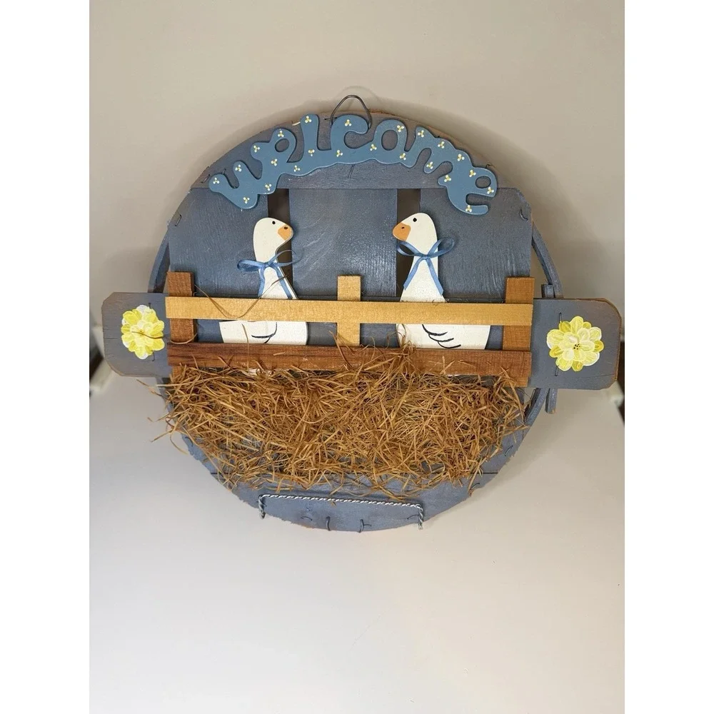 VINTAGE BUSHEL BASKET LID BANDED WICKER GOOSE WELCOME  HANGING WALL DOOR